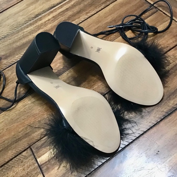 BCBGeneration Bing Heeled Sandal~Black~Size 8 - Picture 11 of 12